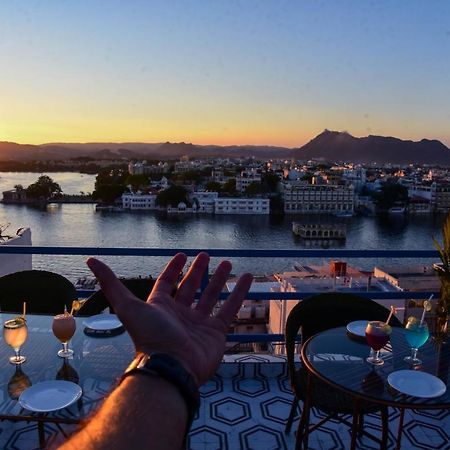 Hotel Casa By The Lake Udaipur Ngoại thất bức ảnh
