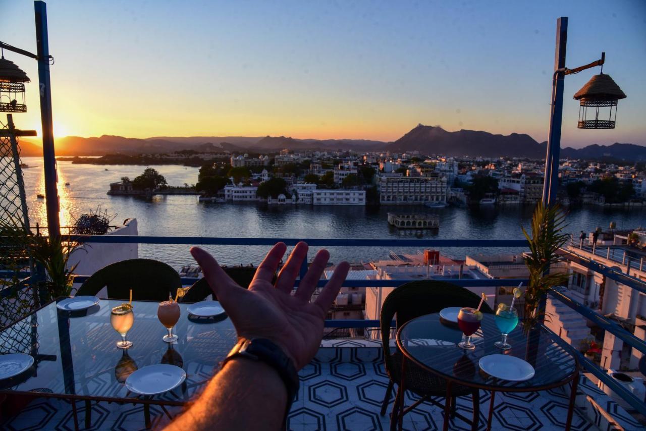 Hotel Casa By The Lake Udaipur Ngoại thất bức ảnh