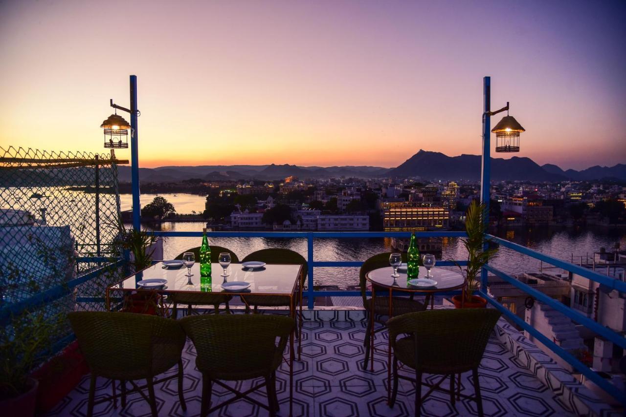 Hotel Casa By The Lake Udaipur Ngoại thất bức ảnh