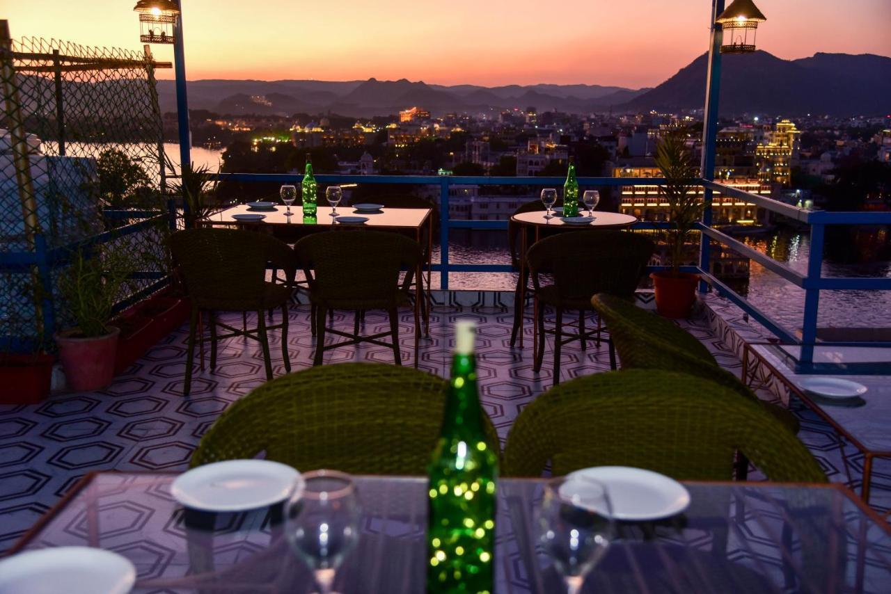Hotel Casa By The Lake Udaipur Ngoại thất bức ảnh