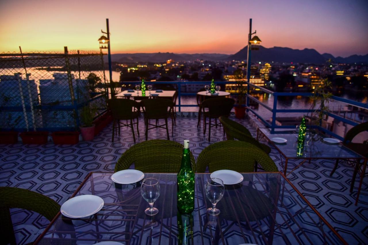 Hotel Casa By The Lake Udaipur Ngoại thất bức ảnh